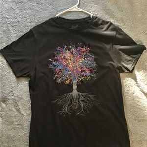 THREADLESS T-SHIRT